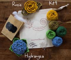 Crocheted Flowers to Wear - Kit 1 - Azela flower
