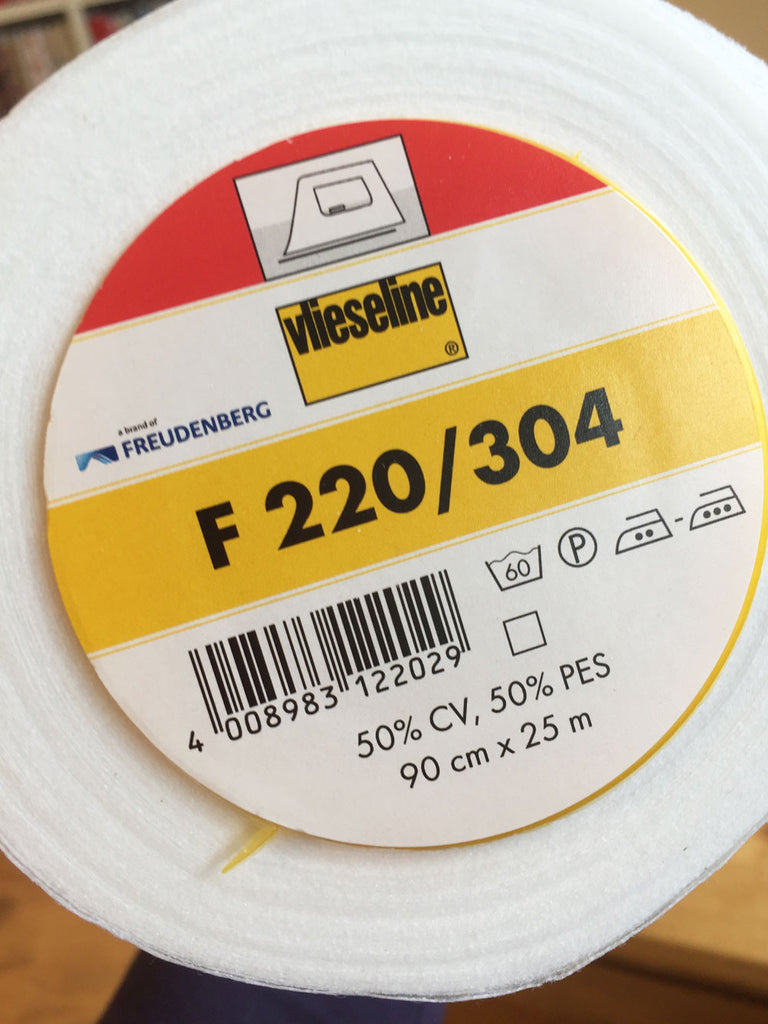 Vilene - 304/F220 Iron on Interfacing - Standard lightweight - White