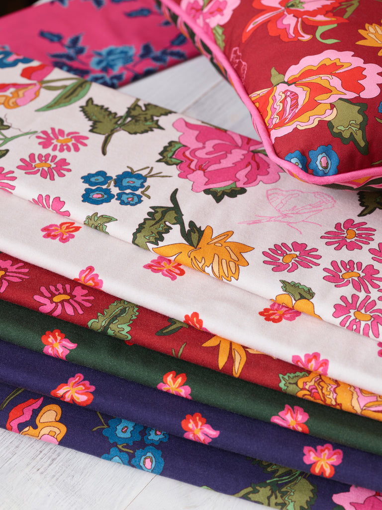 Nordic Garden Dream - Nyperoser - Pink/Blue (floral) - Craftyangel