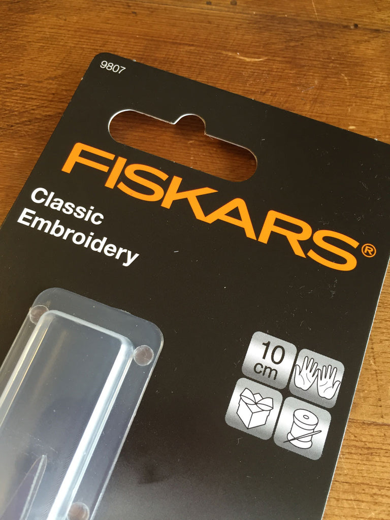 Fiskars Scissors - Classic Embroidery - 10cm - Craftyangel