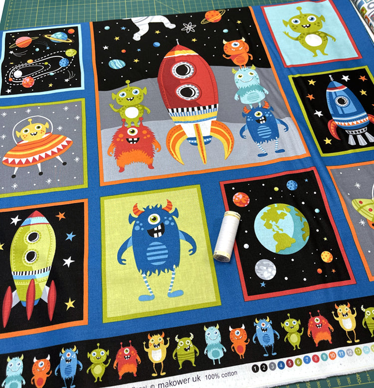 Makower Space Panel - black