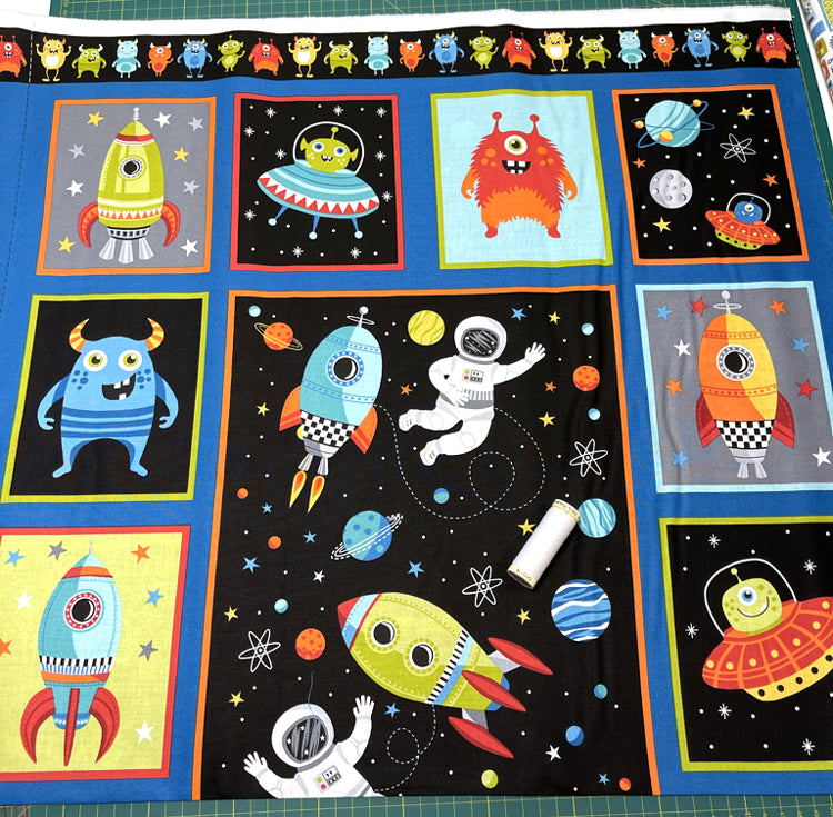 Makower Space Panel - black