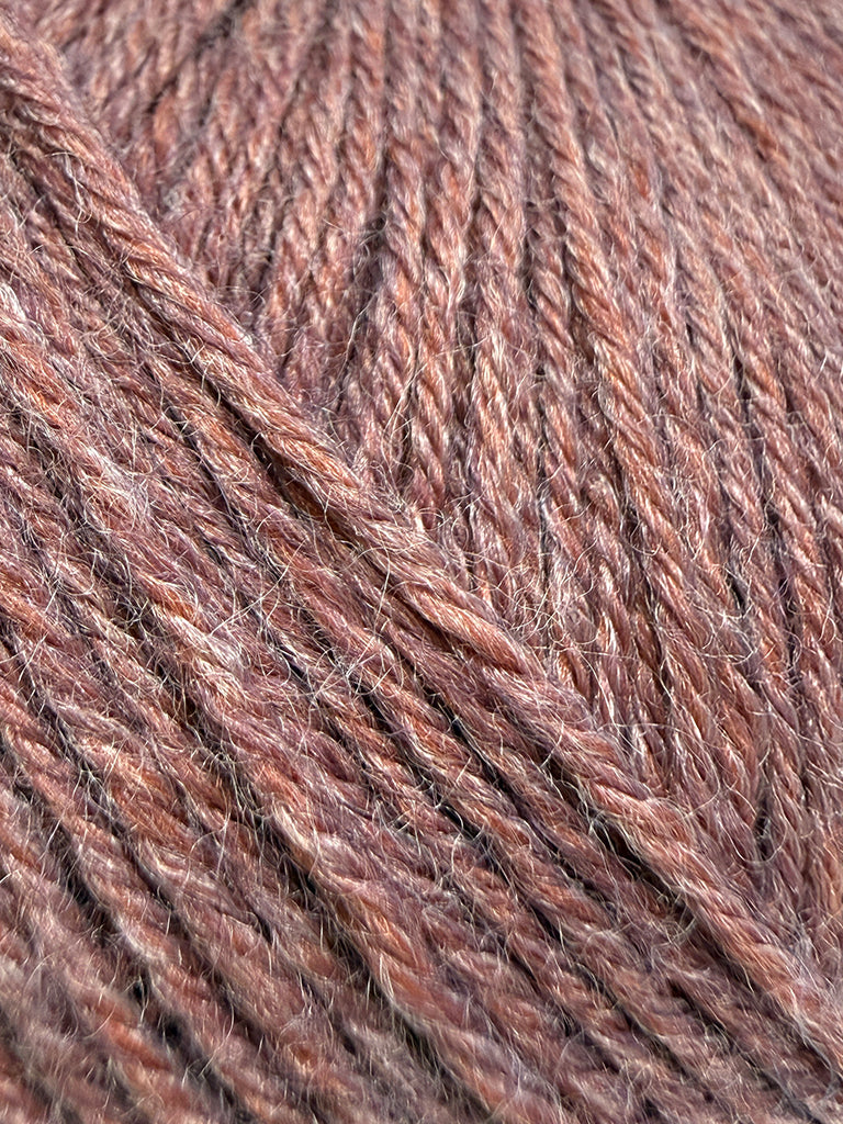 Regia Premium: Bamboo 4-PLY - Red Brown (83)
