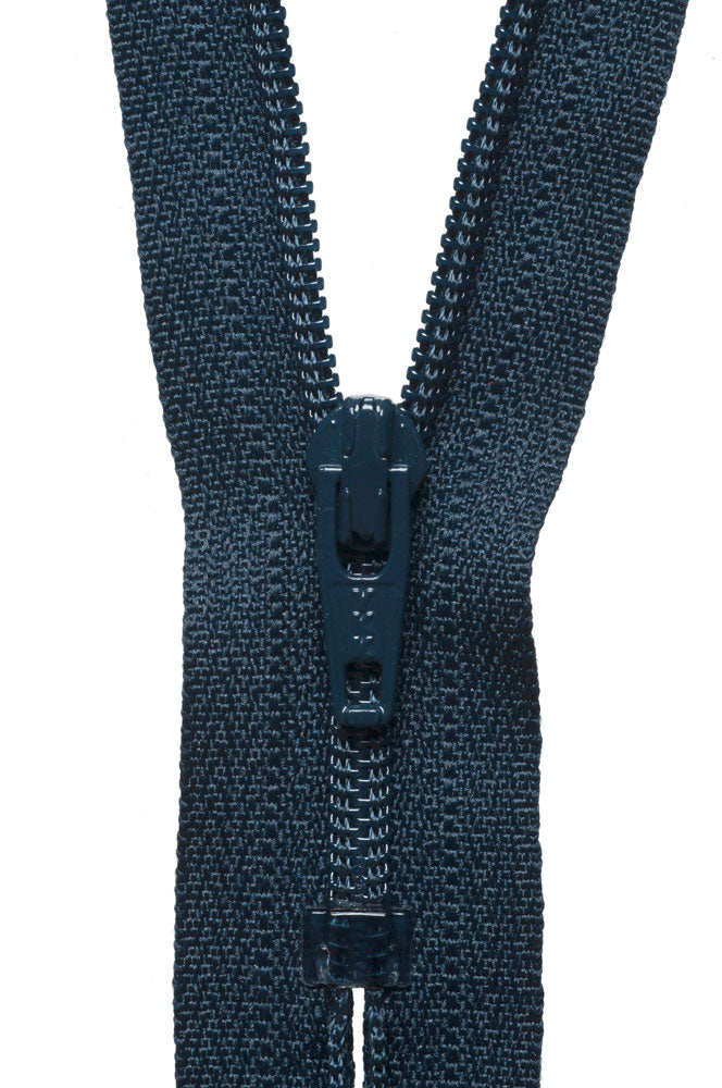 8"/20cm Nylon Skirt/Dress Zip - Dark Navy (560) - Craftyangel