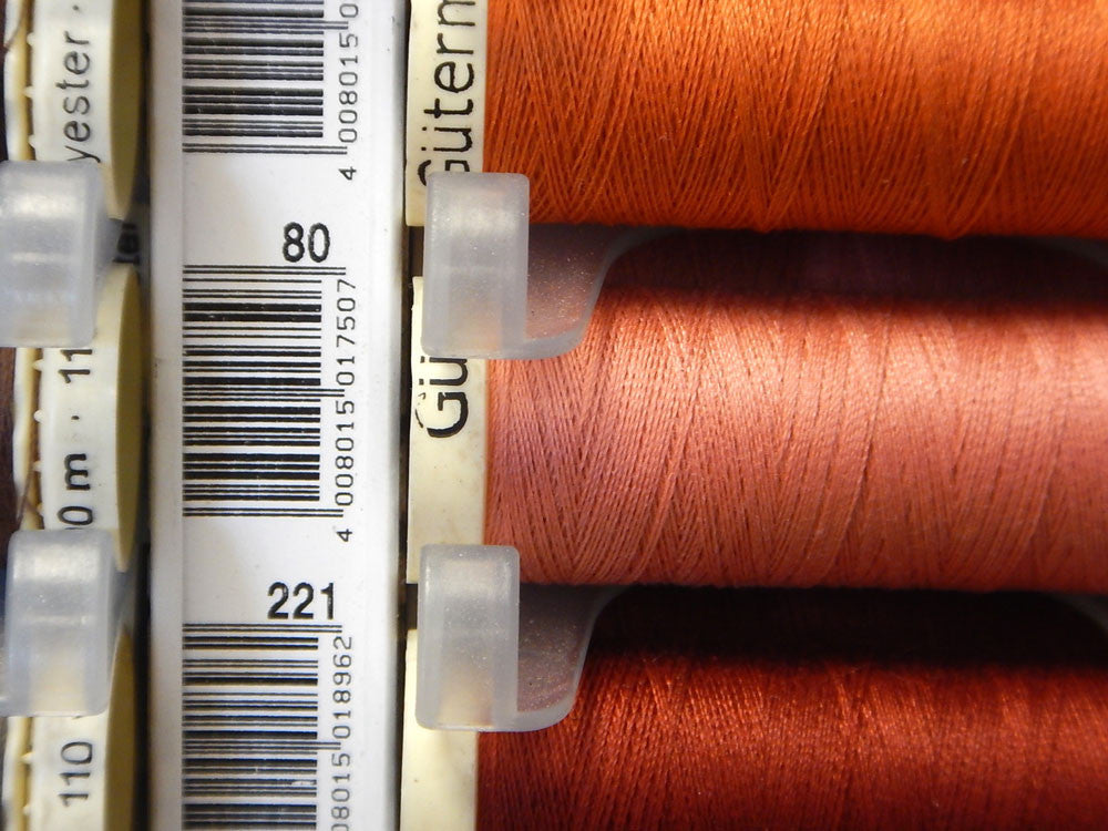 Sew All Gutermann Thread - 100m - Colour 80 - Craftyangel