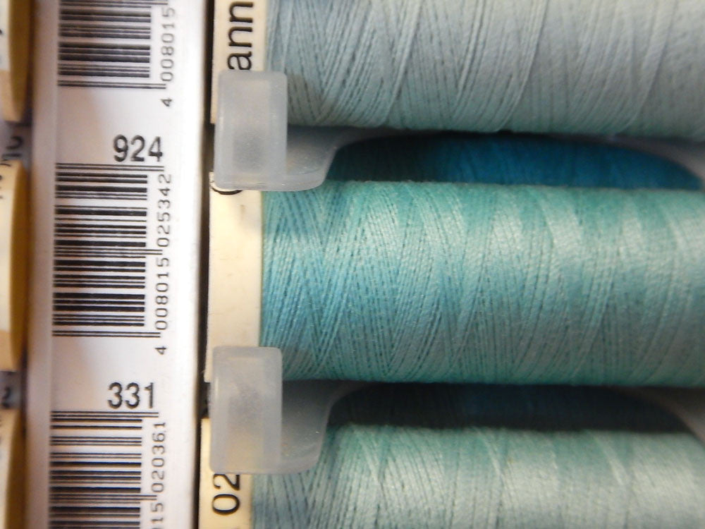 Sew All Gutermann Thread - 100m - Colour 924 - Craftyangel