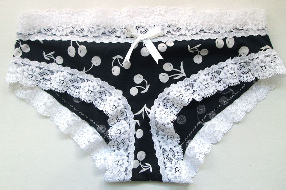 Flo-Jo 'Suzy' Stretch Knickers - White Cherry - Craftyangel