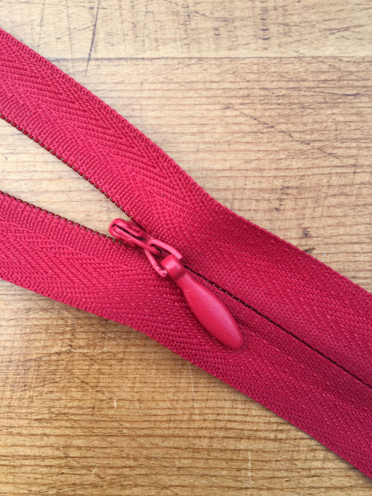 8"/20cm - Concealed Zip - Red - Craftyangel